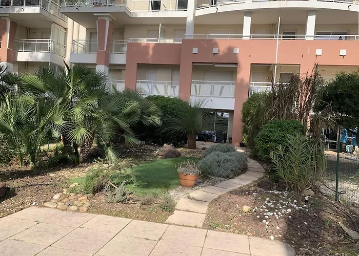 T2 Climatise Avec Piscine, Wifi, Terrasse Et Jardin Au Port De - Fr-1-335-194 Lejlighed